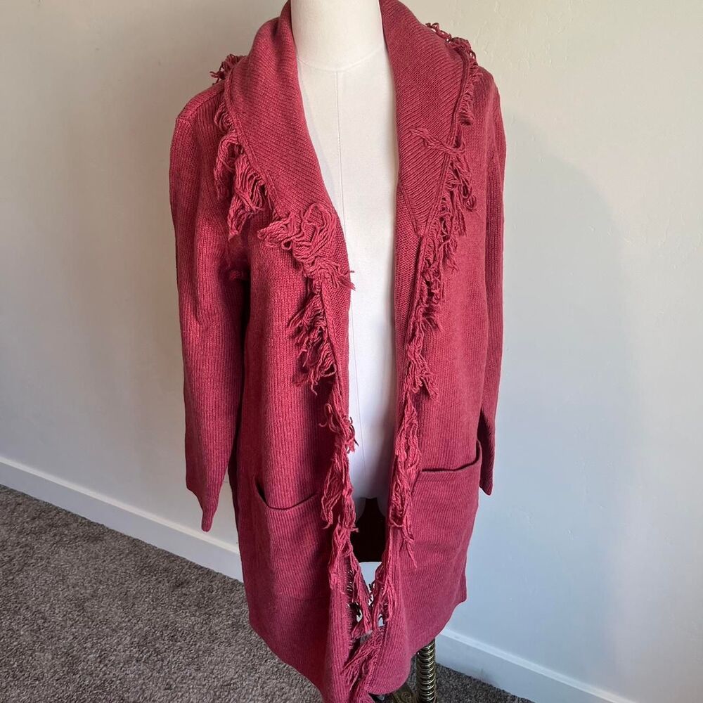 NWOT Burgundy fringe cardigan with pockets. Indigo thread co. Size large.